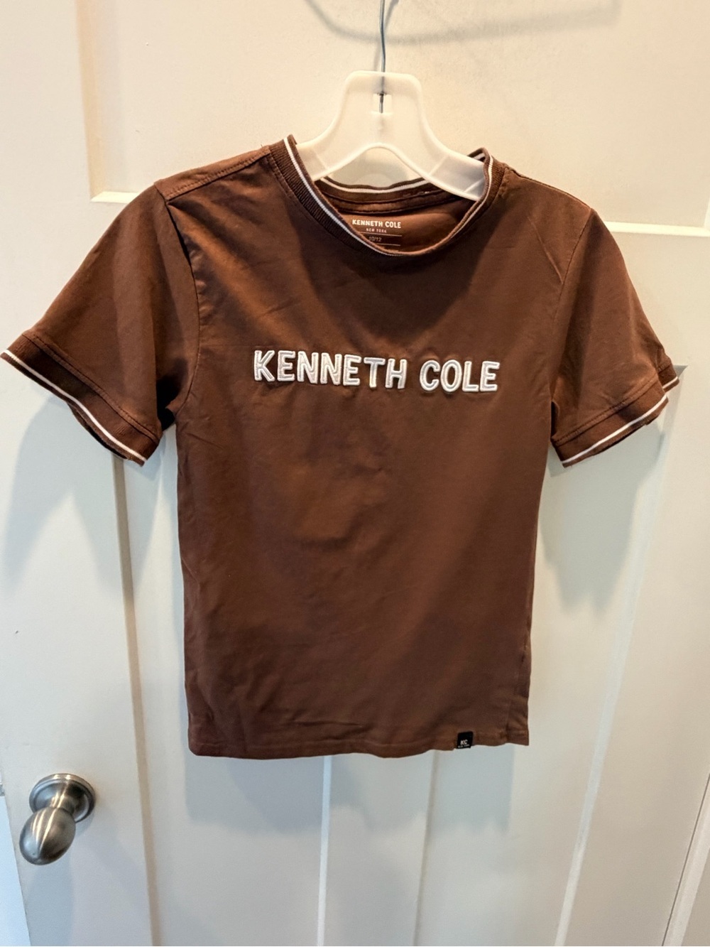 Kenneth Cole New York Boys Logo Tee Size 10/12 Brown Short Sleeve Shirt
